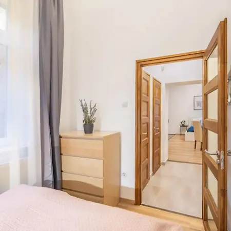 Izabella Harmony Apartment