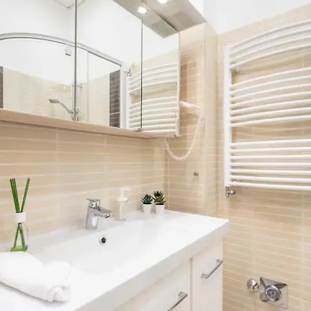 Izabella Harmony Budapest